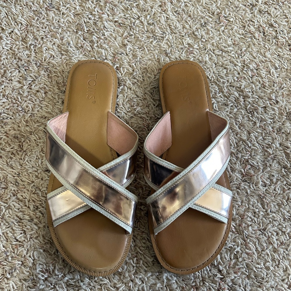 TOMS Rose Metallic Cross Strap Sandals